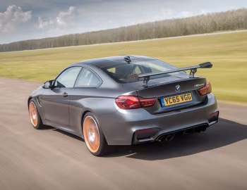 BMW M4 GTS [UK-spec] (F82) '2015–16
