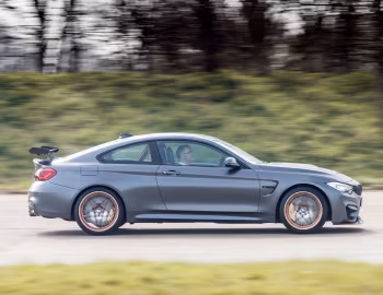 BMW M4 GTS [UK-spec] (F82) '2015–16
