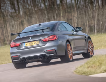 BMW M4 GTS [UK-spec] (F82) '2015–16
