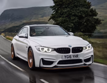 BMW M4 GTS [UK-spec] (F82) '2015–16