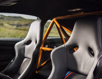 Інтэр'ер BMW M4 GTS [UK-spec] (F82) '2015–16