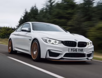 BMW M4 GTS [UK-spec] (F82) '2015–16