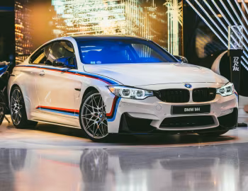BMW M4 Coupé "Magny-Cours Edition" [France] (F82) '2017