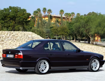 BMW M5 Sedan [LHD] (E34) '05.1994–08.1995