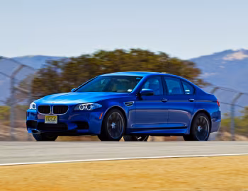 2013 BMW M5 [North America] (F10) '03.2012–07.2013