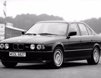 BMW M5 [Worldwide] (E34) '07.1988–04.1992
