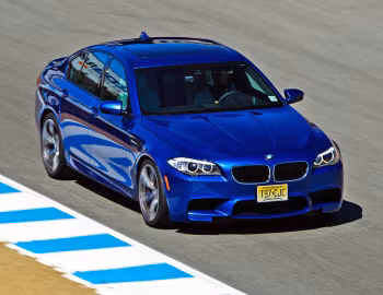 2013 BMW M5 [North America] (F10) '03.2012–07.2013