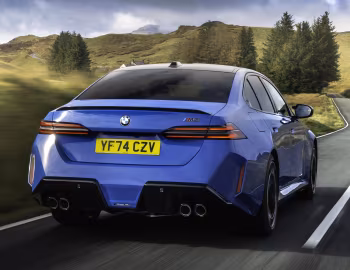 BMW M5 [UK-spec] (G90) '2024–pr.