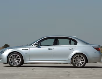 BMW M5 [Worldwide] (E60) '09.2004–03.2007