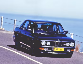 BMW M5 [South Africa] (E28) '06.1987–11.1988