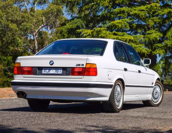 BMW M5 [Australia] (E34) '1989–91