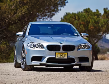 2013 BMW M5 [North America] (F10) '03.2012–07.2013