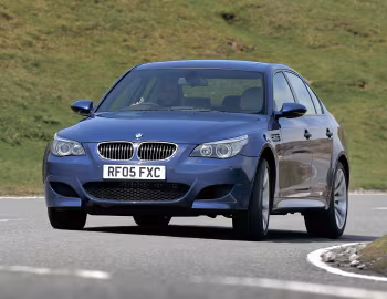 BMW M5 [UK-spec] (E60) '03.2005–03.2007