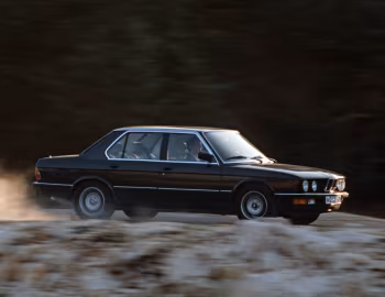 BMW M5 [Worldwide] (E28) '10.1984–09.1987