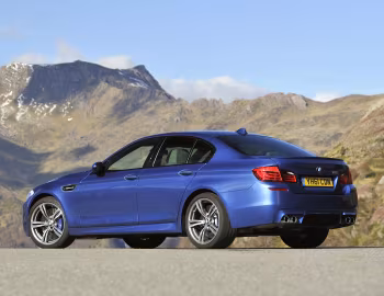 BMW M5 [UK-spec] (F10) '2011–13