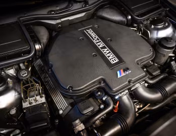 Sous la capuche BMW M5 [Worldwide] (E39) '09.2000–06.2003