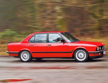 BMW M5 [UK-spec] (E28) '03.1986–11.1987