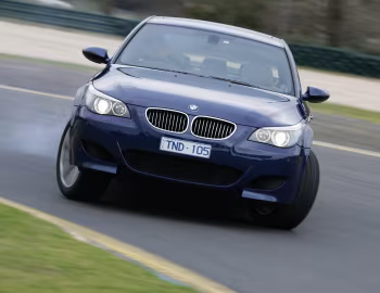 BMW M5 [Australia] (E60) '03.2005–03.2007