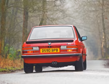 BMW M5 [UK-spec] (E28) '03.1986–11.1987