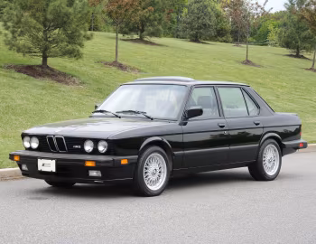 1988 BMW M5 [North America] (E28) '11.1986–11.1987