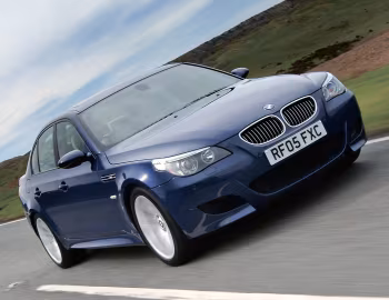 BMW M5 [UK-spec] (E60) '03.2005–03.2007
