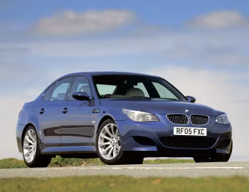 BMW M5 [UK-spec] (E60) '03.2005–03.2007