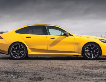 BMW M5 [UK-spec] (G90) '2024–pr.