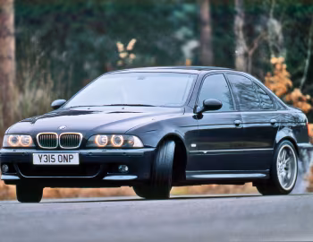 BMW M5 [UK-spec] (E39) '09.2000–06.2003