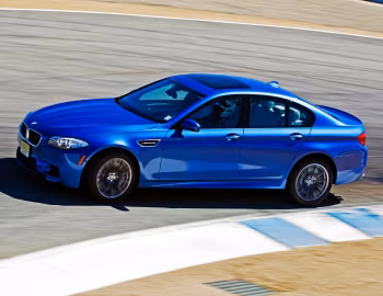 2013 BMW M5 [North America] (F10) '03.2012–07.2013