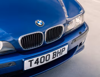 BMW M5 [UK-spec] (E39) '09.2000–06.2003