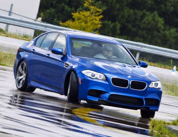 2013 BMW M5 [North America] (F10) '03.2012–07.2013