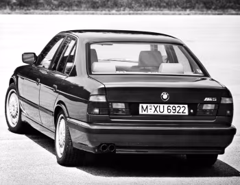 BMW M5 [Worldwide] (E34) '07.1988–04.1992