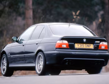 BMW M5 [UK-spec] (E39) '09.2000–06.2003