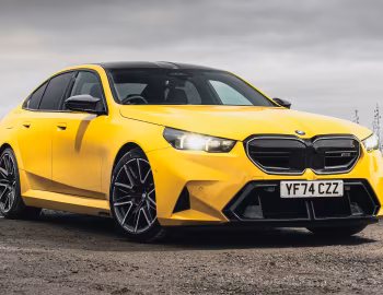 BMW M5 [UK-spec] (G90) '2024–pr.