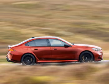 BMW M5 [UK-spec] (G90) '2024–pr.