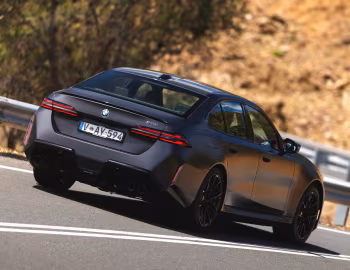 BMW M5 [Australia] (G90) '2024–pr.