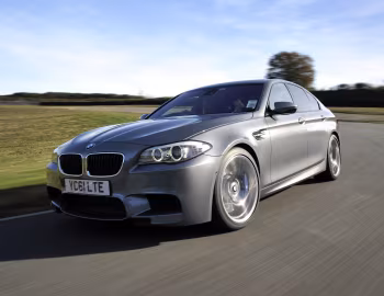 BMW M5 [UK-spec] (F10) '2011–13