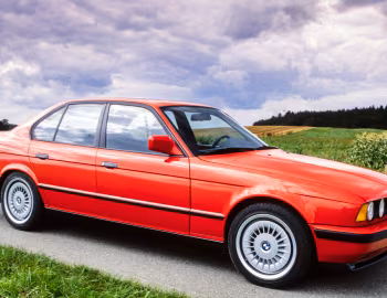 BMW M5 "Shadow Line" [Worldwide] (E34) '1989–92