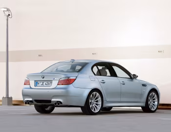 BMW M5 [Worldwide] (E60) '09.2004–03.2007