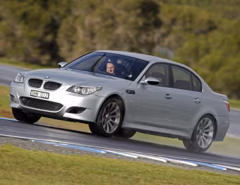 BMW M5 [Australia] (E60) '03.2005–03.2007