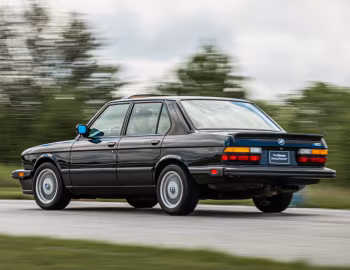 1988 BMW M5 [North America] (E28) '11.1986–11.1987