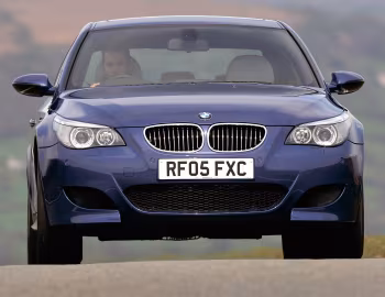 BMW M5 [UK-spec] (E60) '03.2005–03.2007