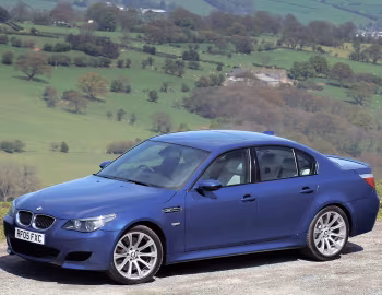 BMW M5 [UK-spec] (E60) '03.2005–03.2007