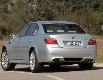 BMW M5 [Worldwide] (E60) '09.2004–03.2007