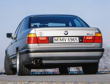 BMW M5 [Worldwide] (E34) '07.1988–04.1992