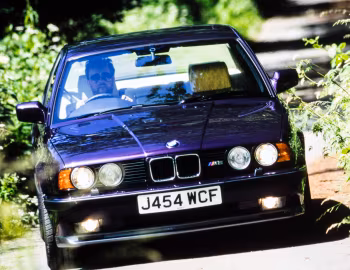 BMW M5 Sedan [UK-spec] (E34) '12.1991–05.1994