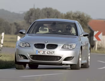 BMW M5 [Worldwide] (E60) '09.2004–03.2007