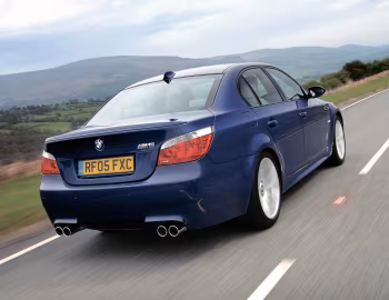 BMW M5 [UK-spec] (E60) '03.2005–03.2007