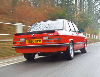 BMW M5 [UK-spec] (E28) '03.1986–11.1987