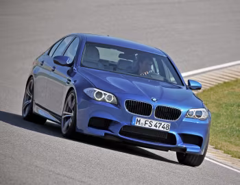 BMW M5 [Worldwide] (F10) '09.2011–13